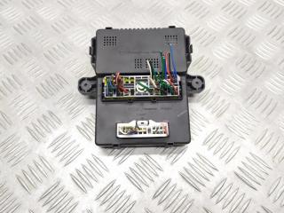 блок комфорта SsangYong Rodius 1 поколение [рестайлинг] 2009, 2.7 л., XDI, OM 665.926, дизель, 5МКПП, space black / lak, минивэн, задний привод, правый руль, 82320-21031