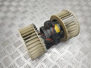 моторчик печки BMW X5 E53 [рестайлинг] 2004, 3.0 л., D, M57 D30 (306D2), дизель, АКПП, sterlinggrau / 472, внедорожник 5 дв., полный привод, правый руль, 64.11-8385558.9