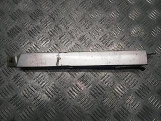 ресничка (ус) левой фары Mercedes-Benz E-Класс W124 [рестайлинг] S124 1995, 3.0 л., D, OM 606.910, дизель, АКПП, серебро, 744, универсал, задний привод, правый руль, A1248891563