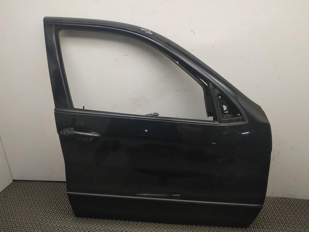 стекло двери передней правой BMW X5 E53 2002, 3.0 л., i, M54 B30 (306S3), бензин, 5МКПП, black saphir / 475, внедорожник 5 дв., полный привод, правый руль - фото №1