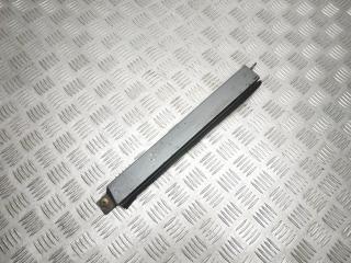 ресничка (ус) левой фары Mercedes-Benz W124 1 поколение S124 1992, 3.0 л., i, M 103.985, бензин, АКПП, серебро, универсал, полный привод, правый руль, A1248890563