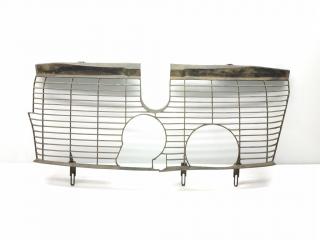 решетка радиатора Mercedes-Benz E-Класс W210/S210 S210 1998, 3.0 л., TD, OM 606.962, дизель, АКПП, серебро, универсал, задний привод, правый руль, A2105030101