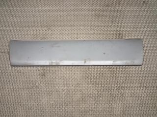 молдинг двери передней левой Mercedes-Benz E-Класс W124 [рестайлинг] C124 1994, 3.2 л., i, M 104.992, бензин, 5МКПП, серый, купе, задний привод, правый руль, 1246902140