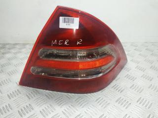 фонарь задний правый Mercedes-Benz C-Класс W203/S203/CL203 2001, 3.2 л., i, M 112.946, бензин, АКПП, brillantsilber / 744, седан, задний привод, правый руль, 2038200264