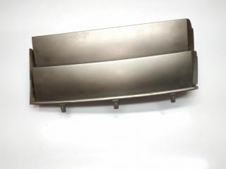 молдинг крыла Land Rover Range Rover 3 поколение L322 2002, 4.4 л., i, M62 B44, бензин, АКПП, bonatti grey / 659, внедорожник 5 дв., полный привод, правый руль, 51137026900, 7026900