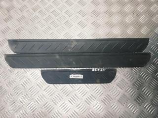 комплект накладок на пороги (внутренние) Honda Civic 8 поколение FK1 2006, 1.4 л., i, L13A7, бензин, 6МКПП, серебро, хетчбэк 5 дв., передний привод, правый руль, 84212SMGE011M1