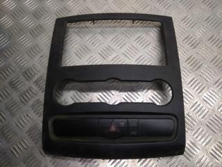 накладка декоративная Mercedes-Benz Sprinter 2 поколение (W906) 2009, 2.2 л., CDi, OM 646.985, дизель, 6МКПП, белый, микроавтобус, задний привод, правый руль, A9066800017, A9064420023, A9068700210, A9068701010