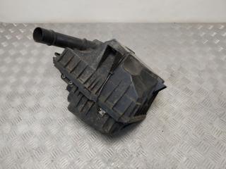 корпус воздушного фильтра Volvo S60 1 поколение 2002, 2.4 л., D, D 5244 T, дизель, 5МКПП, красный, седан, передний привод, правый руль, 8074841