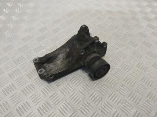 кронштейн генератора Volkswagen Golf 4 поколение 2000, 1.6 л., i, AZD, бензин, 5МКПП, красный, хетчбэк 3 дв., передний привод, правый руль, 030145169H