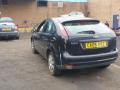 спойлер Ford Focus 2 поколение 2005, 1.6 л., i, HWDA, бензин, 5МКПП, чёрный, хетчбэк 5 дв., передний привод, правый руль, 4M51-A44210-AH - фото №3