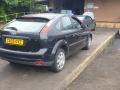 спойлер Ford Focus 2 поколение 2005, 1.6 л., i, HWDA, бензин, 5МКПП, чёрный, хетчбэк 5 дв., передний привод, правый руль, 4M51-A44210-AH - фото №4