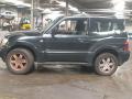 подножка Mitsubishi Pajero 3 поколение [рестайлинг] V60 2004, 3.2 л., DiD, 4M41, дизель, АКПП, black / x08, внедорожник 3 дв., полный привод, правый руль, MN117260, MN117259 - фото №9