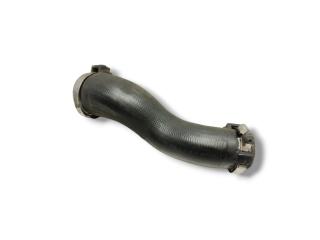 патрубок интеркулера Hyundai ix35 1 поколение LM 2012, 1.7 л., CRDi, D4FD, дизель, 6МКПП, phantom black / pae, внедорожник 5 дв., передний привод, правый руль, 282742A850