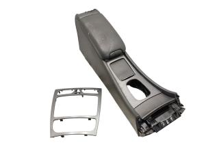 подлокотник Mercedes-Benz C-Класс W203/S203/CL203 S203 2001, 2.0 л., Kompr, M 111.955, бензин, АКПП, brillantsilber / 744, универсал, задний привод, правый руль, A2036830408, 2036809039