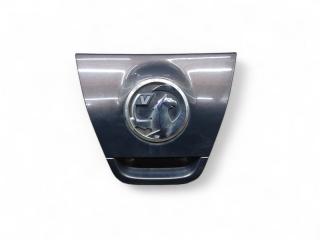 ручка крышки багажника Opel Astra J [рестайлинг] 2015, 1.4 л., i, B 14 XER, бензин, 5МКПП, silbergrau / gwh, хетчбэк 5 дв., передний привод, правый руль, 13372620