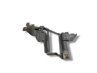 крепление фары правой BMW X5 E53 [рестайлинг] 2005, 3.0 л., D, M57N 306 D2, дизель, АКПП, carbonschwarz / 416, внедорожник 5 дв., полный привод, правый руль, 224568