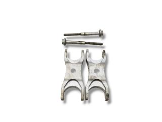 крепление форсунки Volkswagen Touran 1 поколение [2-й рестайлинг] 2011, 2.0 л., TDi, CFHC, дизель, робот, silver leaf / lr7l, минивэн, передний привод, правый руль, 03L216A