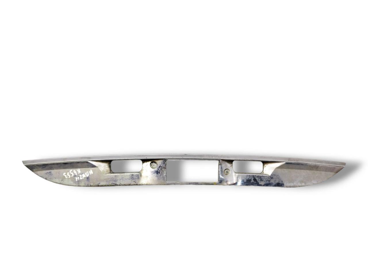 накладка двери (крышки) багажника Mercedes-Benz E-Класс W211/S211 S211 2004, 2.7 л., CDi, OM 647.961, дизель, АКПП, brillantsilber / 744, универсал, задний привод, правый руль, 2117400493 - фото №1