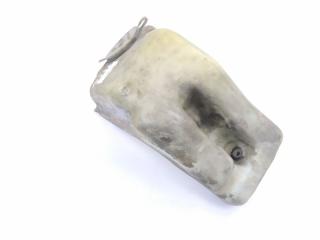 бачок омывателя Mercedes-Benz 190 1 поколение W201 1985, 1.8 л., i, M 102.910, бензин, АКПП, черный, седан, задний привод, правый руль, 2018690202