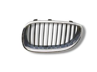 решетка радиатора BMW 5 серия E60/E61 E60 2004, 2.5 л., i, M54 B25 (256S5), бензин, АКПП, mysticblau / a07, седан, задний привод, правый руль, 7065701, 51137065701
