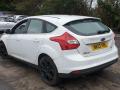 спойлер Ford Focus 3 поколение 2012, 1.6 л., TDCi, T1DA, дизель, 6МКПП, frozen white / 5b, хетчбэк 5 дв., передний привод, правый руль, BM51-A44210-B - фото №4