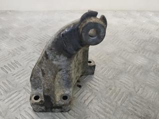 кронштейн двигателя Mercedes-Benz E-Класс W211/S211 [рестайлинг] 2007, 3.0 л., CDi, OM 642.920, дизель, АКПП, iridiumsilber / 775, седан, задний привод, правый руль, A6422230004