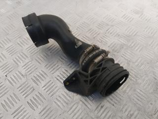 патрубок интеркулера Mercedes-Benz C-Класс W203/S203/CL203 W203 2002, 1.8 л., Kompr, M 271.946, бензин, АКПП, cubanitsilber / 723, седан, задний привод, правый руль, A2710901437