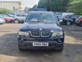 решетка капота BMW X5 E53 [рестайлинг] 2006, 3.0 л., D, M57N 306 D2, дизель, АКПП, black saphir / 475, внедорожник 5 дв., полный привод, правый руль, 7124822, 51137124822, 51137124821, 7124821, 51137113727, 51137113728, 7113728 - фото №4