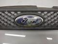 решетка радиатора Ford Fiesta 5 поколение 2003, 1.3 л., i, A9JA, бензин, 5МКПП, синий, хетчбэк 5 дв., передний привод, правый руль, 2S618200A - фото №3