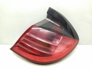 фонарь задний правый Mercedes-Benz C-Класс W203/S203/CL203 CL203 2002, 2.0 л., Kompr, M 111.955, бензин, АКПП, aventurinorange / 487, хетчбэк 3 дв., задний привод, правый руль, A2038200664