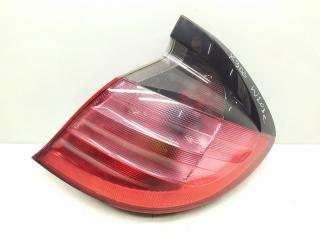 фонарь задний правый Mercedes-Benz C-Класс W203/S203/CL203 CL203 2003, 3.2 л., i, M 112.946, бензин, 6МКПП, brillantsilber / 744, хетчбэк 3 дв., задний привод, правый руль, A2038200664
