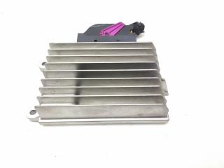 усилитель музыкальный Audi TT 8J 2006, 2.0 л., TFSI, BWA, бензин, 6МКПП, серый, купе, полный привод, 8J0035223B