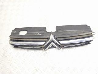 решетка радиатора Citroen C5 1 поколение 2000, 2.0 л., HDi, RHZ (DW10ATED), дизель, 5МКПП, бежевый, универсал, передний привод, правый руль, 9636751980