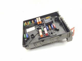 блок предохранителей Volkswagen Golf 5 поколение 2006, 2.0 л., TDi PD, BKD, дизель, 6МКПП, красный, хетчбэк 3 дв., передний привод, правый руль, 1K0937125