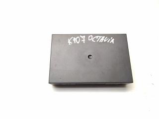 блок комфорта Skoda Octavia 2 поколение (A5) 1Z 2005, 1.9 л., TDi PD, BKC, дизель, вариатор, reflex silver / la7w, лифтбэк, передний привод, правый руль, 1K0959433