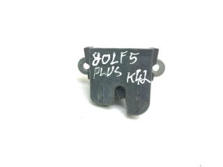 замок багажника Volkswagen Golf Plus 1 поколение 2006, 1.4 л., FSI, BLN, бензин, 5МКПП, tornadorot / ly3d, хетчбэк 5 дв., передний привод, правый руль, 3C9827645A, 5M0827505B