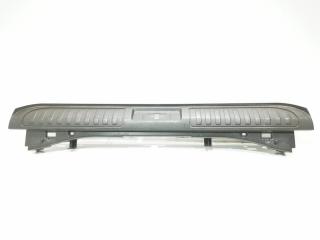 накладка внутренняя на заднюю панель кузова Land Rover Range Rover Sport 2 поколение 2017, 3.0 л., дизель, АКПП, внедорожник 5 дв., DK62425A92A