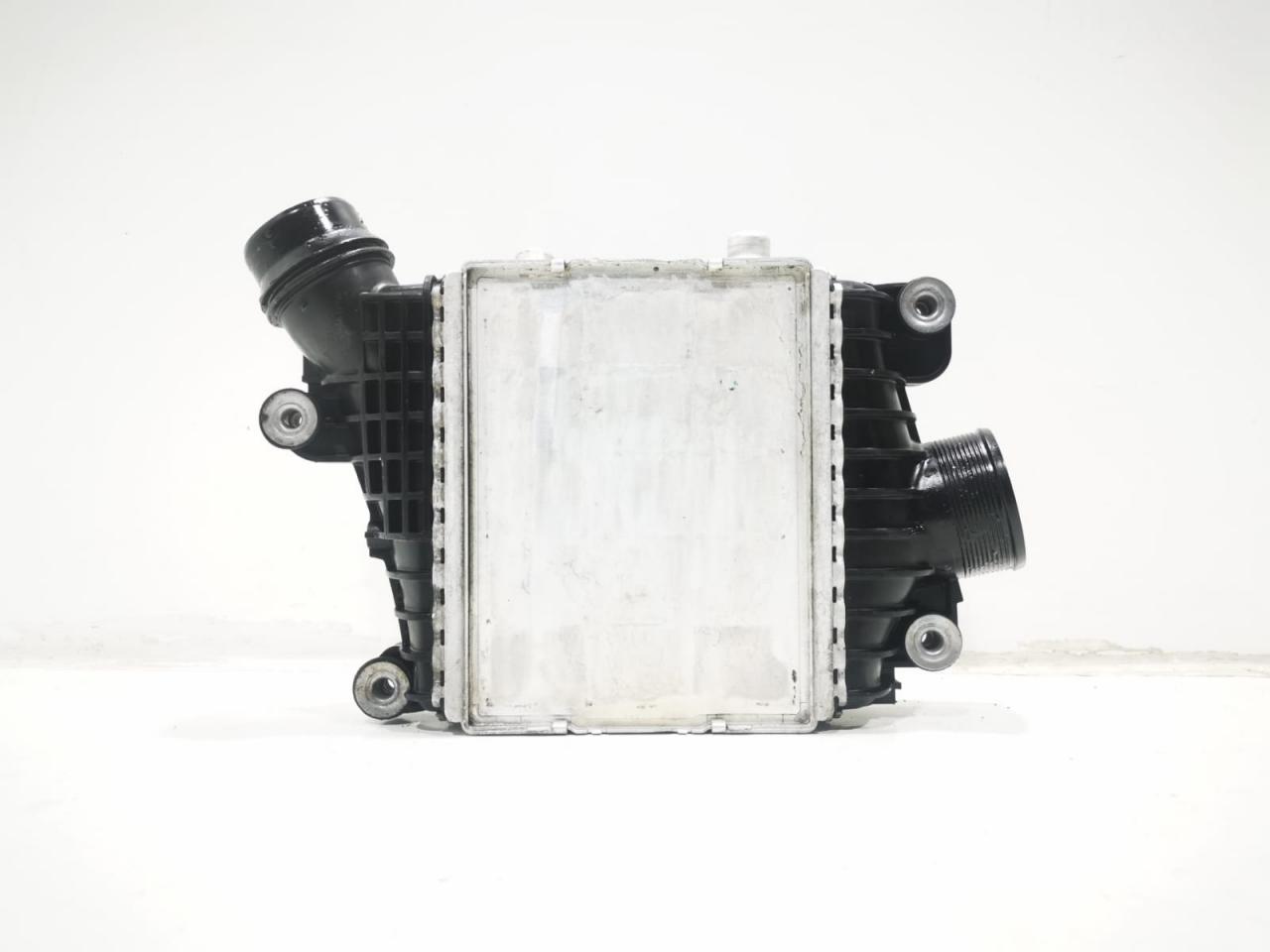 интеркулер Jaguar F-Pace 1 поколение 2020, 3.0 л., дизель, АКПП, внедорожник 5 дв., GX636K775AC - фото №1