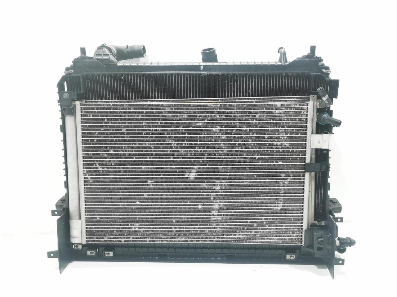 кассета радиаторов Jaguar F-Pace 1 поколение 2020, 3.0 л., дизель, АКПП, внедорожник 5 дв. - фото №1