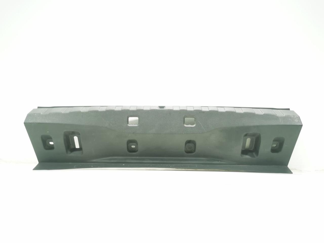 накладка внутренняя на заднюю панель кузова BMW 3 серия G20 2021, АКПП, седан, 51477438297 - фото №1