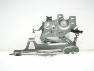 петля капота левая Mini Clubman 2 поколение (F54) 2018, 2.0 л., бензин, АКПП, хетчбэк 5 дв., 7351357