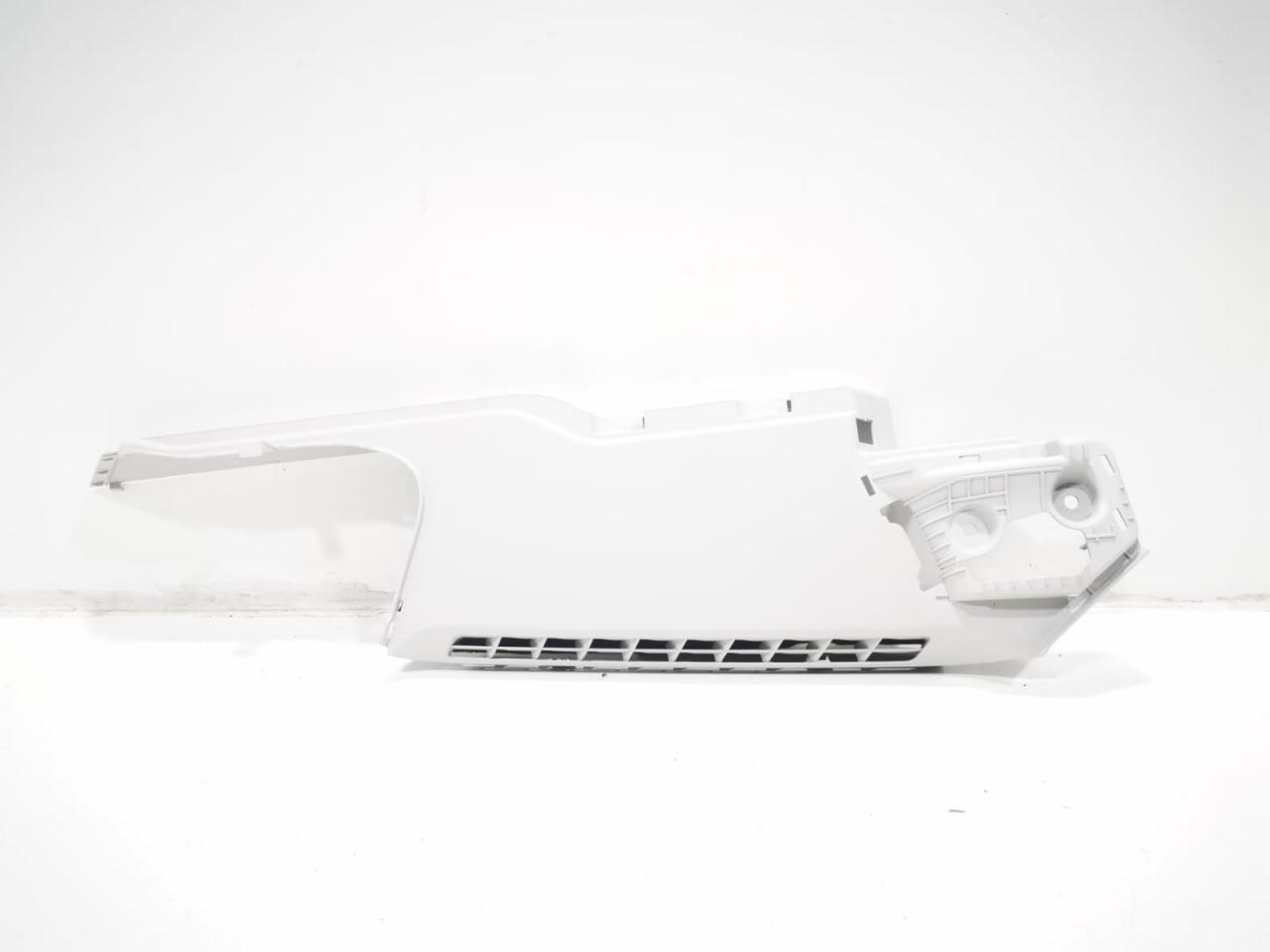 обшивка багажника Land Rover Range Rover 4 поколение 2017, 4.4 л., дизель, АКПП, внедорожник 5 дв. - фото №1