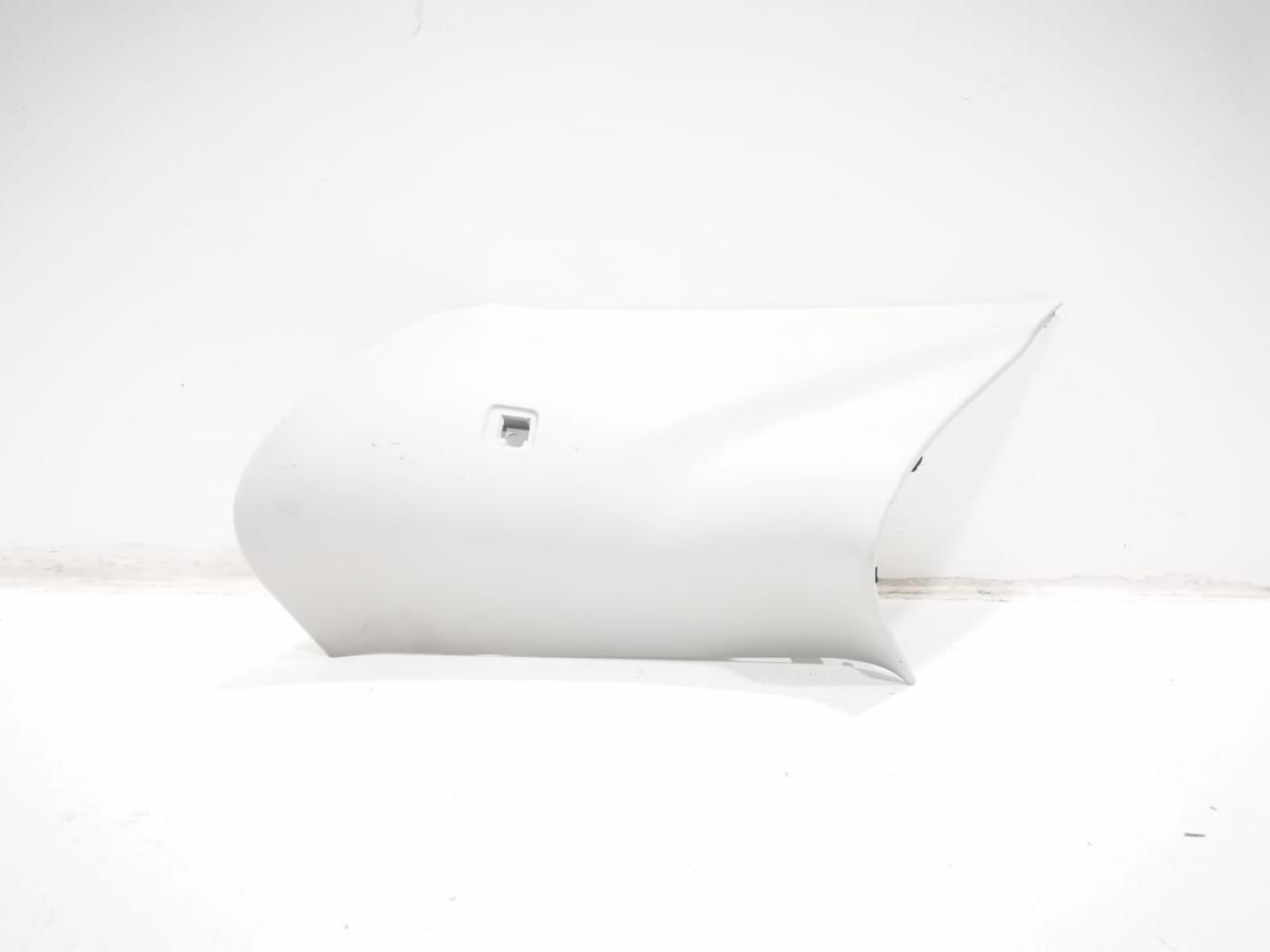 обшивка багажника Land Rover Range Rover 4 поколение 2017, 4.4 л., дизель, АКПП, внедорожник 5 дв. - фото №1