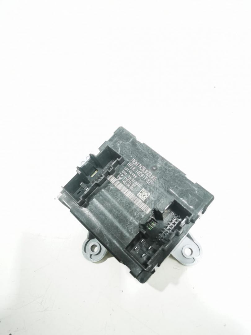 модуль управления двери Land Rover Range Rover 4 поколение 2017, 4.4 л., дизель, АКПП, внедорожник 5 дв., HPLA14D617BD - фото №1