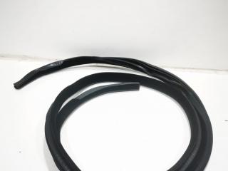 уплотнитель двери Land Rover Range Rover 4 поколение 2017, 4.4 л., дизель, АКПП, внедорожник 5 дв.