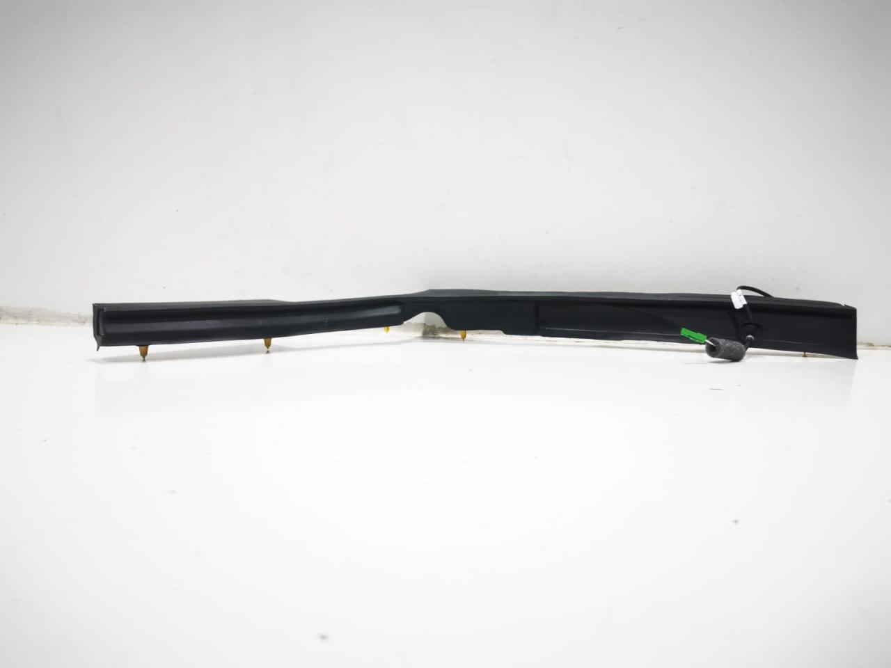 накладка двери (крышки) багажника Land Rover Range Rover Velar 1 поколение 2020, 2.0 л., 204DTD, дизель, АКПП, внедорожник 5 дв., J8A2406A76 - фото №1