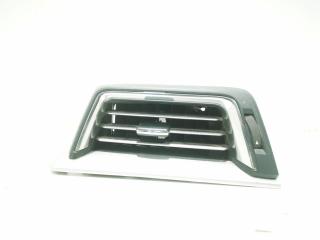 дефлектор обдува салона Toyota Land Cruiser J200 [2-й рестайлинг] 2018, 4.5 л., дизель, АКПП, внедорожник 5 дв., 5568060180