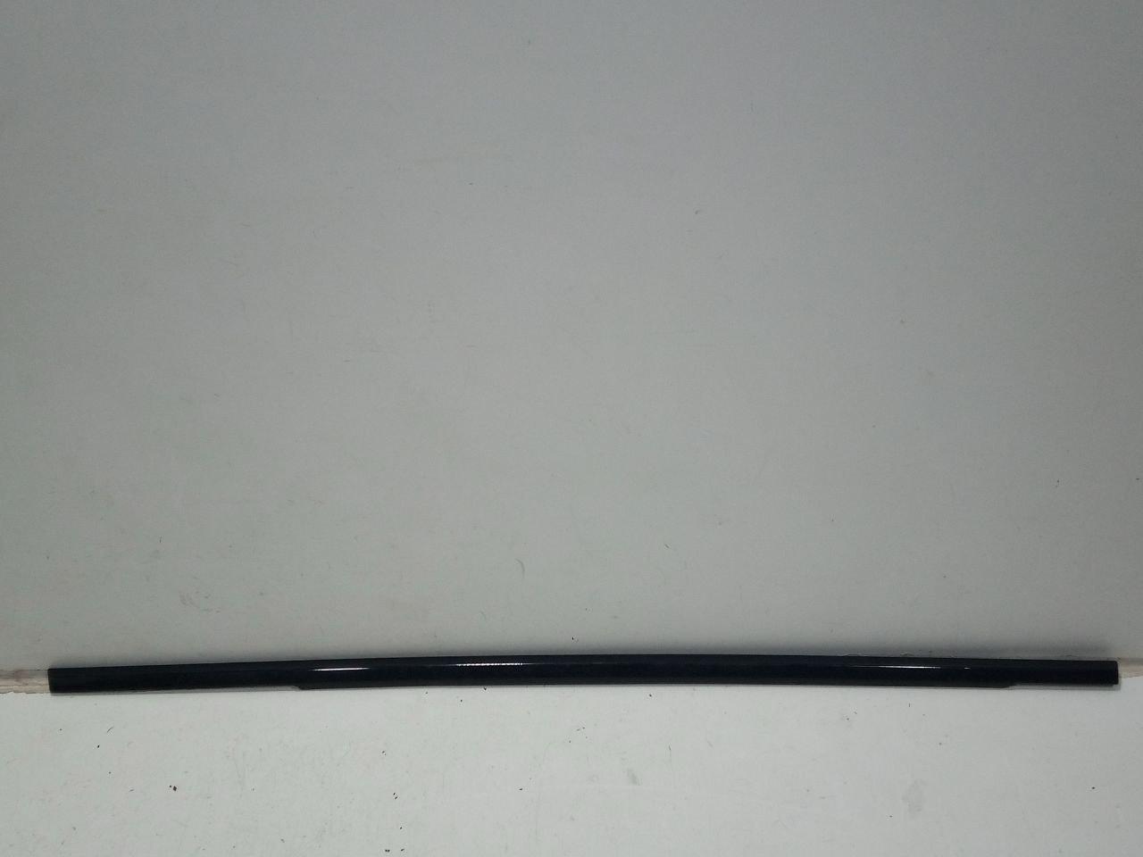 молдинг двери задней левой Jaguar F-Pace 1 поколение 2020, 2.0 л., дизель, HK8325597AD - фото №1