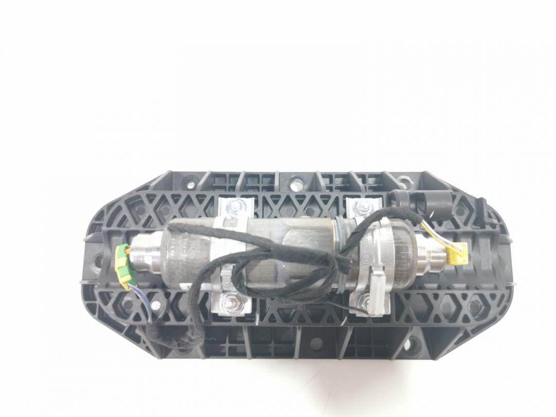 подушка безопасности пассажира Land Rover Discovery 5 поколение 2020, 3.0 л., 306DT, дизель, АКПП, внедорожник 5 дв., CPLA-044A74-BC - фото №1