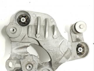 кронштейн компрессора кондиционера Tesla Model 3 1 поколение 2020, электро, АКПП, хетчбэк 5 дв., 1110711-00